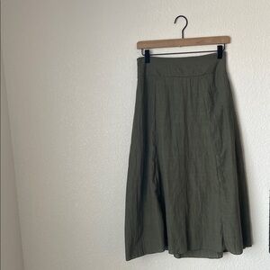 Laura Scott Green A-Line Skirt Lined Size Small Women’s